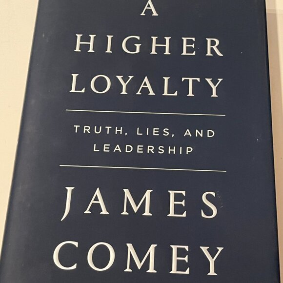 A Higher Loyalty by James Comey (Hardcover) (great condition) - Picture 6 of 7